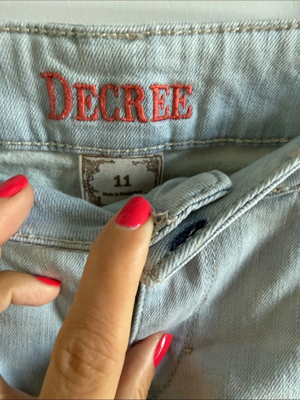 Decree light blue